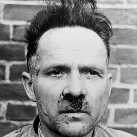 Rudolf Höss při zatčení

