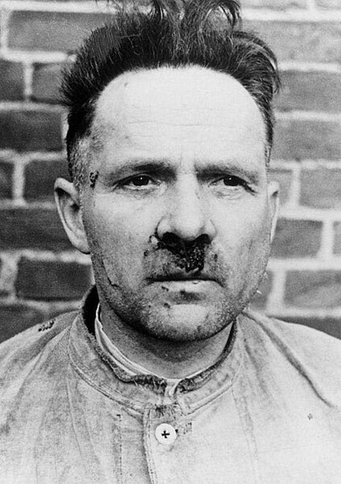 Rudolf Höss při zatčení
