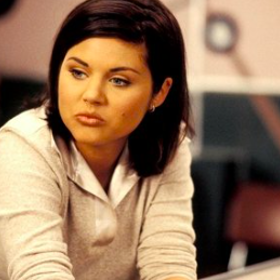 Tiffani Thiessen v seriálu Beverly Hills 90210 (1994)
