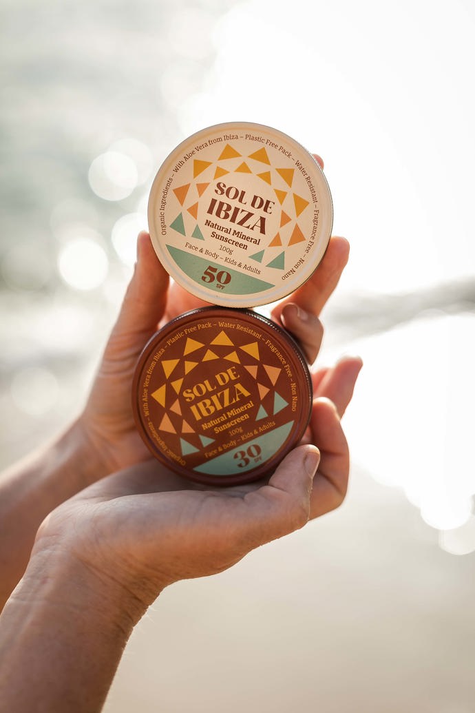 Opalovací krém Sol de Ibiza seženete i s ochranným faktorem 50, 739 Kč, Bioorganica
