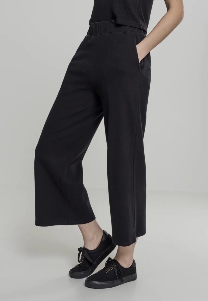Tepláky: Urban Classics, 750 Kč
Tepláky: Urban Classics, 750 Kč