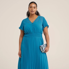 Šaty: We Fashion, 2 489 Kč
