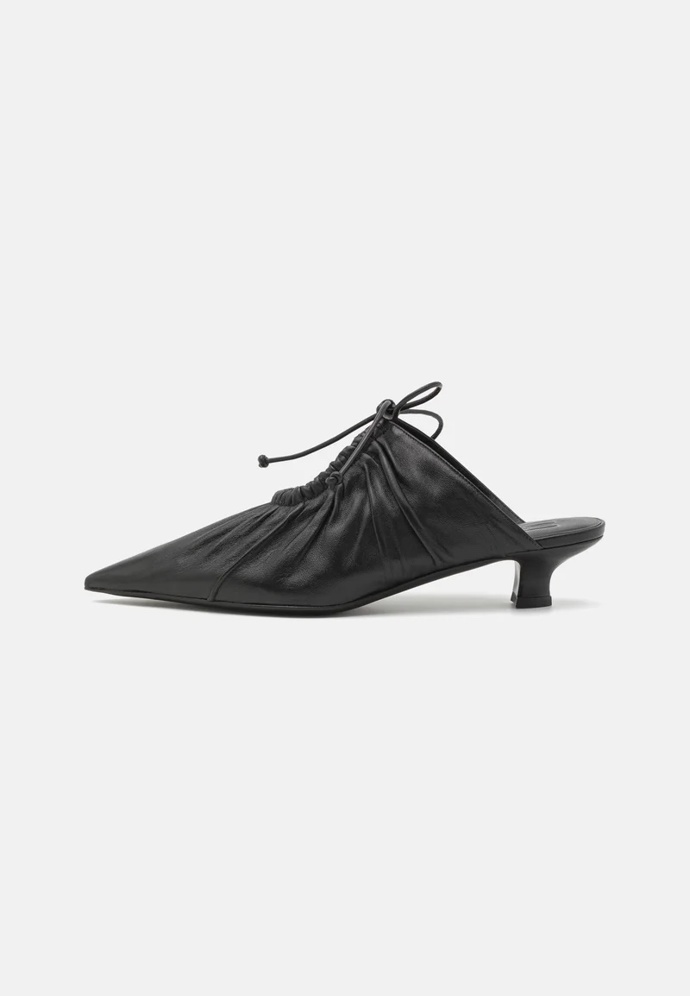 By Malene Birger, 12 480 Kč, Zalando
