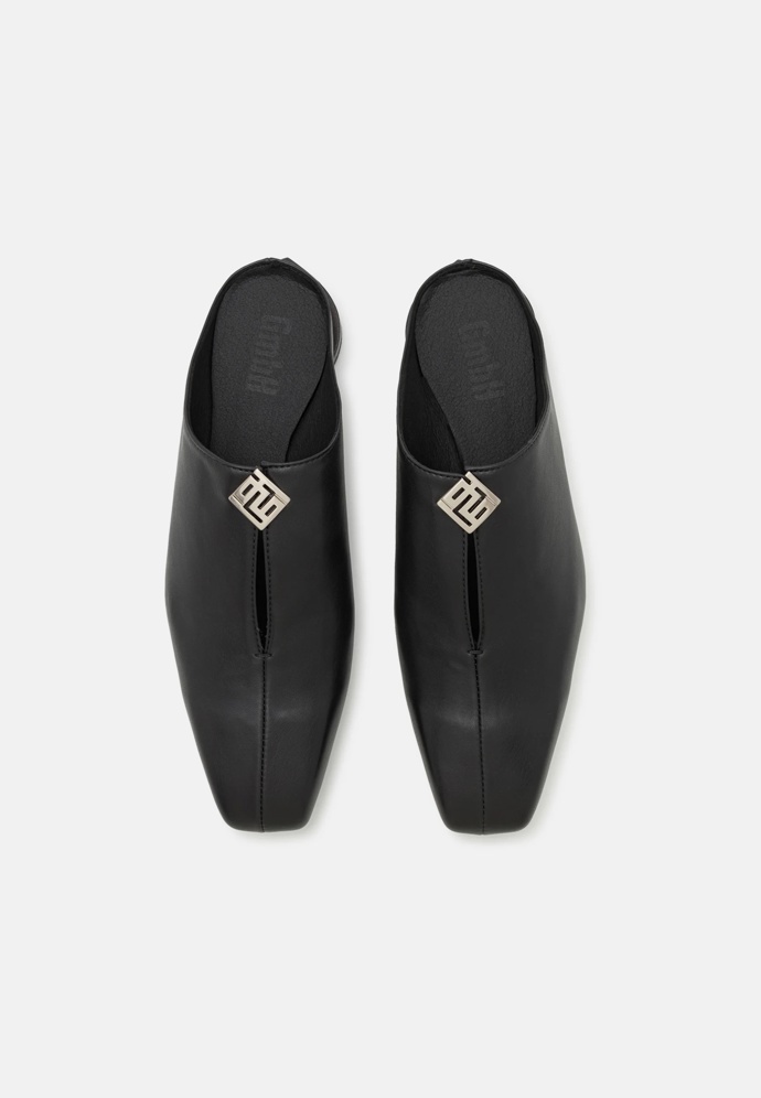GmbH, 7800 Kč, Zalando
