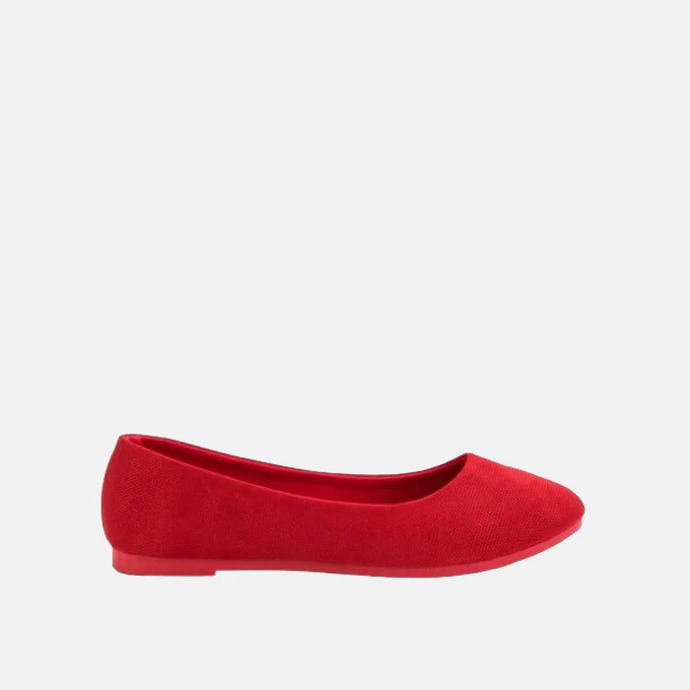 Balerínky Lina Suede jsou díky semišovému svršku boty elegantní a sexy, a přitom naprosto casual. Pěnové polštářky s pamětí na pěnovém lůžku boty, obojí na pěnové podrážce z materiálu Croslite jsou zárukou pro maximální lehkost a pohodlí. 1799 Kč
