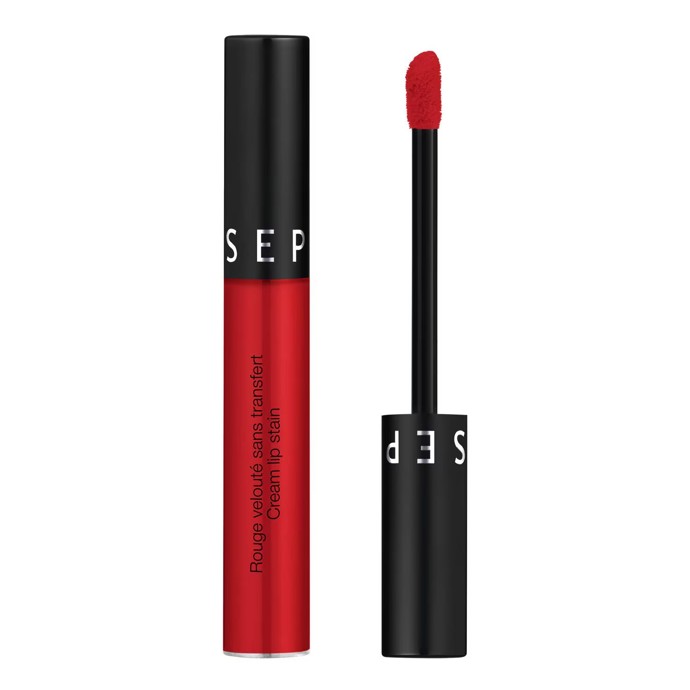 Ultra matná tekutá rtěnka Cream Lip Stain s dlouhou výdrží je odolná proti mechanickému rozmazávání. Nabízí plné krytí a dokonalý komfort. 219 Kč

 
