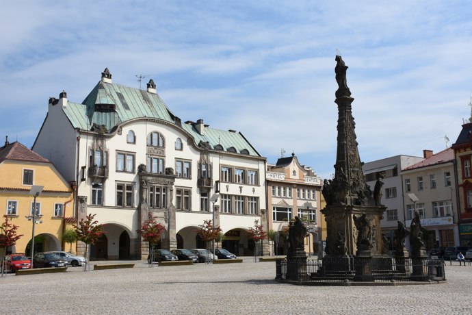 Na výletě ze Dvora Králové na hrad Pecka je toho spoustu k vidění. 
