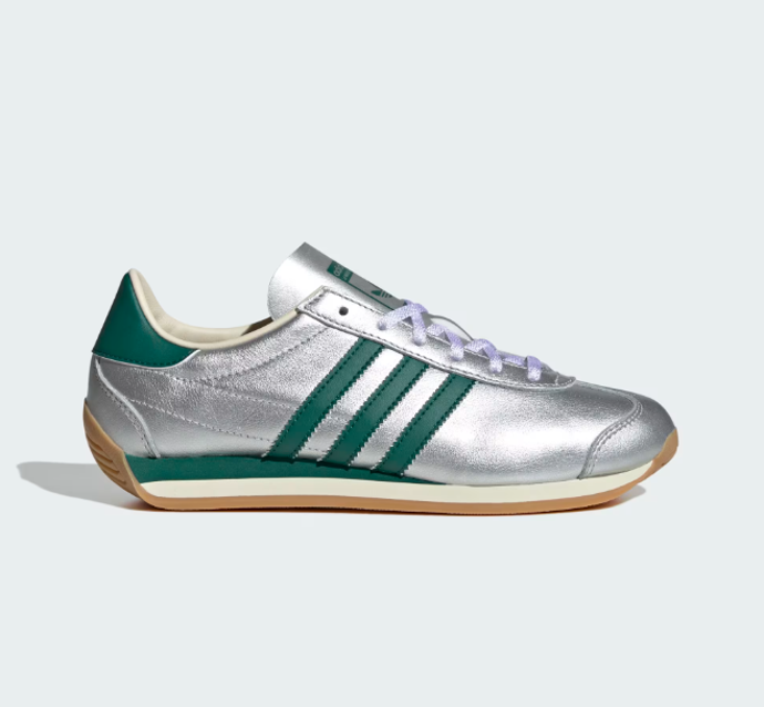 Adidas Country, 2699 Kč
Adidas Country, 2699 Kč