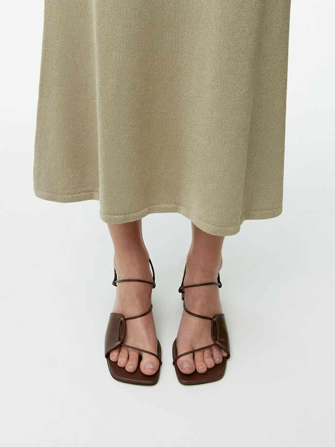 Arket, 199 eur
