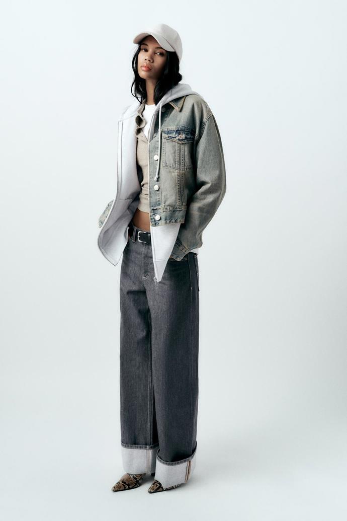 Baggy džíny, Zara, 999 Kč
Baggy džíny, Zara, 999 Kč