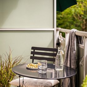 Balkon může v létě vystřídat obývací pokoj.
