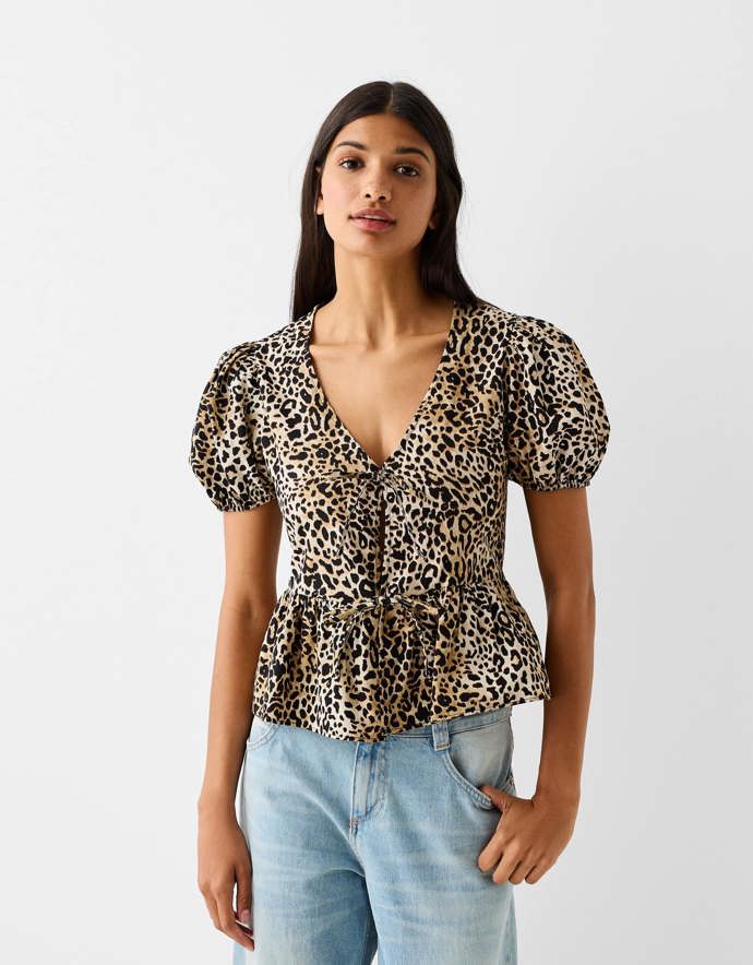 Bershka, 549 Kč
