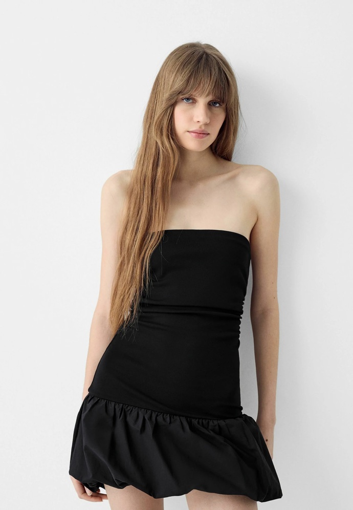 Šaty, Bershka, 699 Kč
Šaty, Bershka, 699 Kč