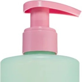 Čistící gel, Clinique, 745 Kč
