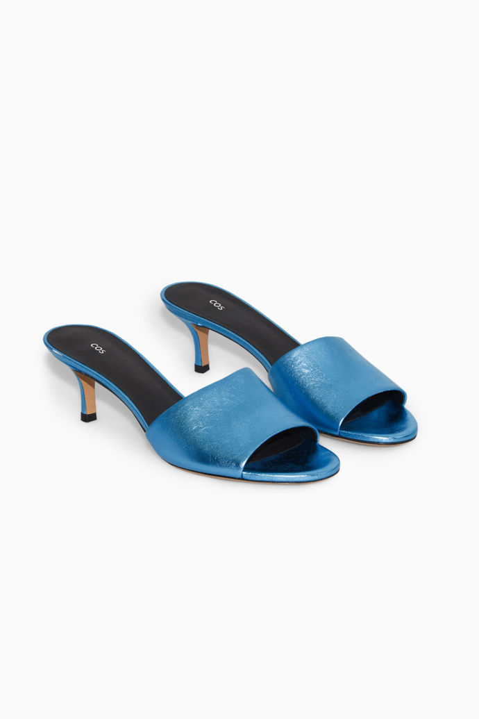 COS, 175 eur
