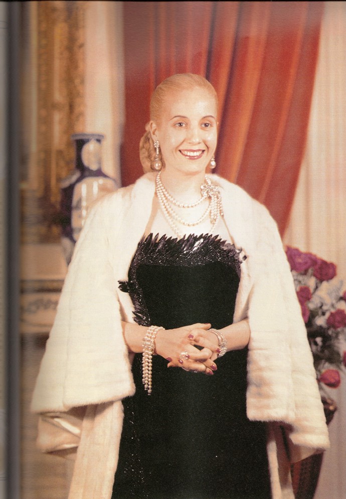 Evita v červenci 1951, kdy už věděla, že je nemocná.
Evita v červenci 1951, kdy už věděla, že je nemocná.