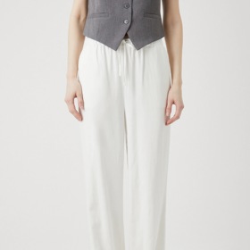 Kalhoty: Even&Odd, 830 Kč

