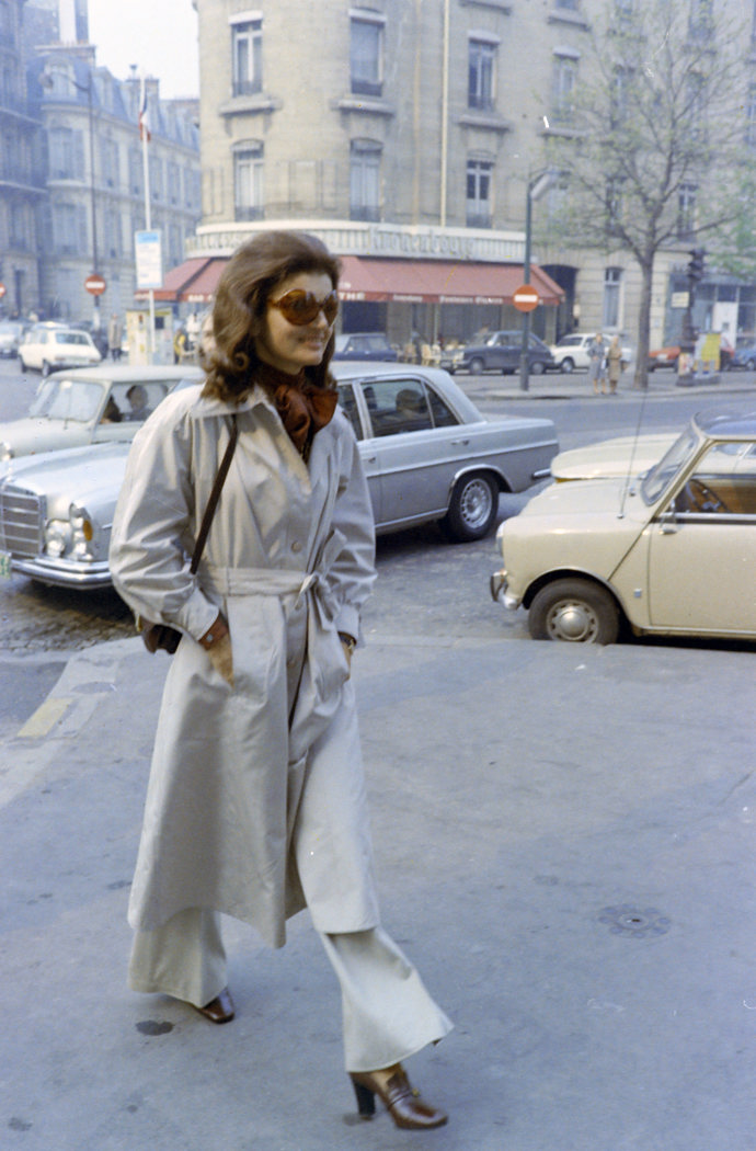 Připomeňte se ikonický styl Jackie Kennedy Onassis ve fotogalerii.