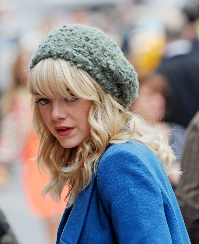 Ať blondýna nebo zrzka, Emma Stone měla vždycky ráda ofiny.
Ať blondýna nebo zrzka, Emma Stone měla vždycky ráda ofiny.