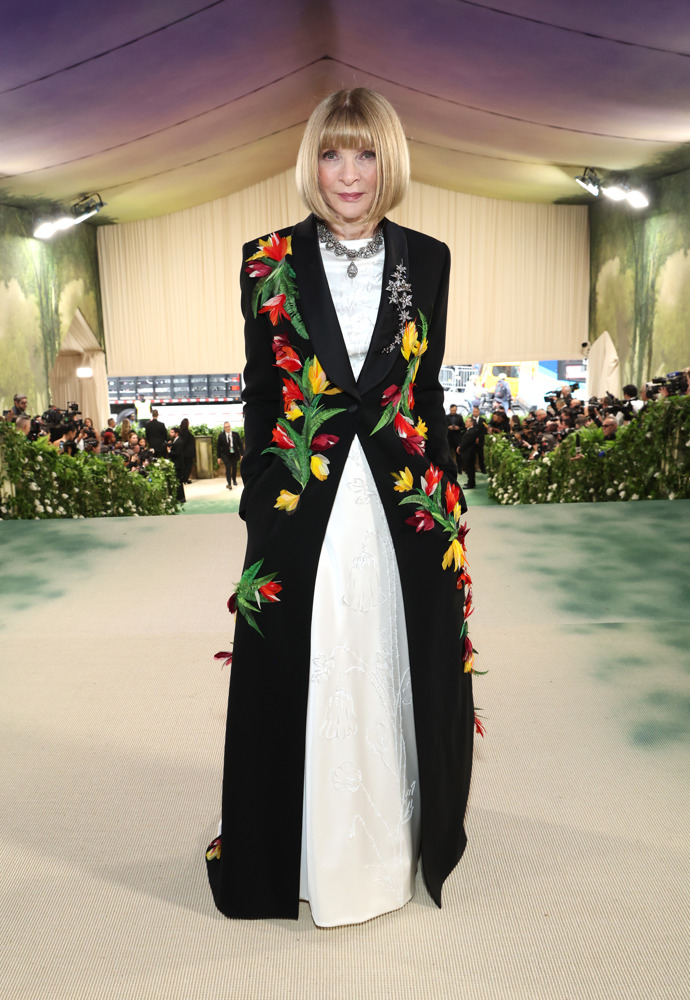 Anna Wintour v šatech značky Loewe.
