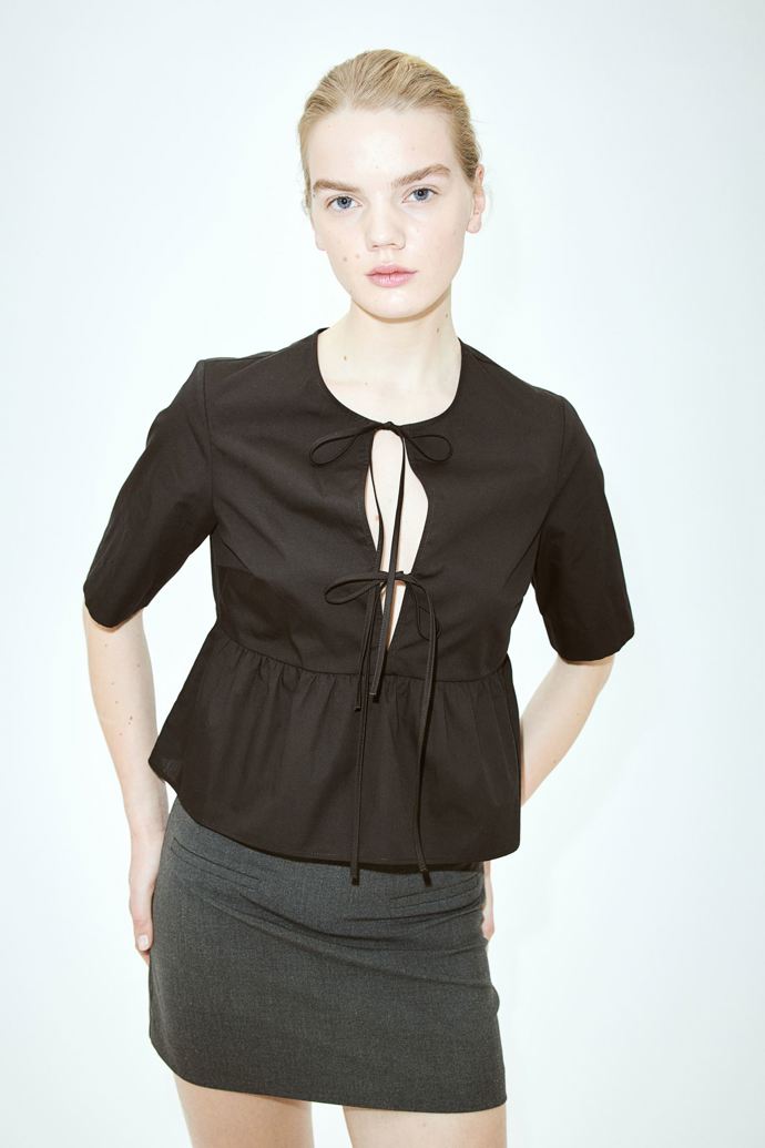 H&M, 429 Kč
