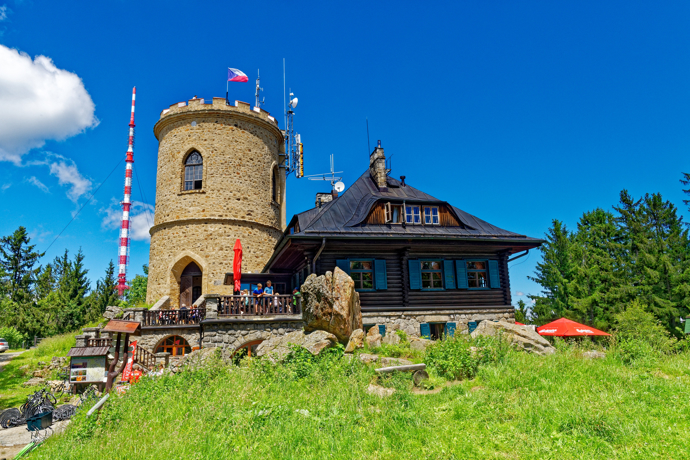 Kamenná rozhledna na Kleti
