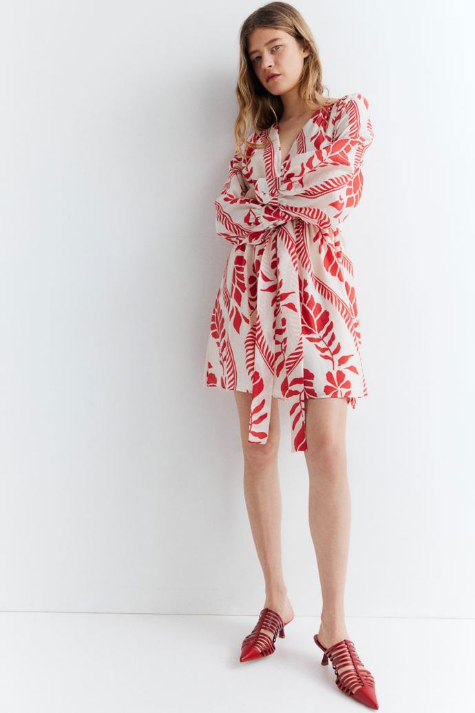 Mini šaty, H&M, 719 Kč
Mini šaty, H&M, 719 Kč