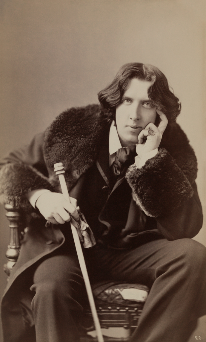 Oscar Wilde byl uvězněn za své homosexuální vztahy, a právě během pobytu ve vězení se u něj projevily příznaky syfilidy​​.