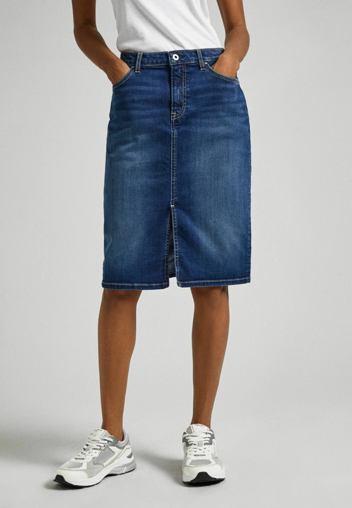 Sukně, Pepe Jeans, 2 240 Kč
Sukně, Pepe Jeans, 2 240 Kč