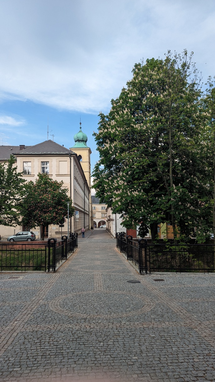 Litomyšl je plná míst vhodných k procházkám.
Litomyšl je plná míst vhodných k procházkám.