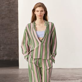 Pyžamo, Zara, 1399 Kč a 1199 Kč
