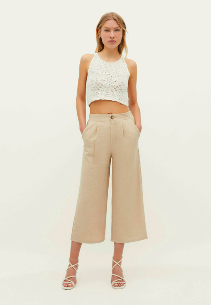 FLOWING CULOTTES WITH DARTS - Kalhoty, značka Stradivarius, přibližná cena 499 Kč. 

