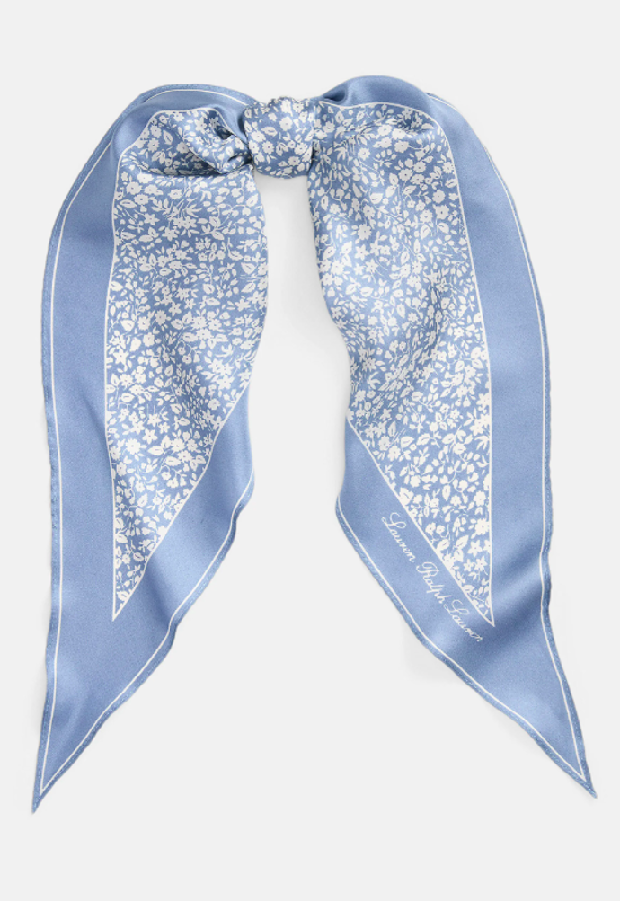 MAIA FLORAL SCARF SQUARE - Šátek, značka Lauren Ralph Lauren, přibližná cena 1700 Kč. 
