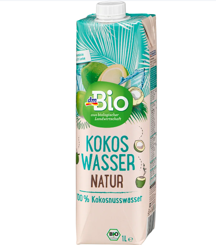 Bio kokosová voda natur, 1 l, dmBio, 84,90 Kč. 
