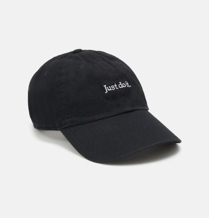CLUB UNISEX - Kšiltovka, Nike Sportswear, 680 Kč. 
