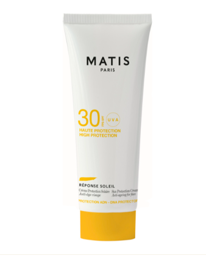 Opalovací krém na obličej proti předčasnému stárnutí SPF 30 (Matis)

Velmi účinný krém, který pomáhá efektivně bojovat proti nežádoucím výsledkům slunění, ale také předčasnému stárnutí pokožky. 

Cena: 1250 Kč (50 ml)
