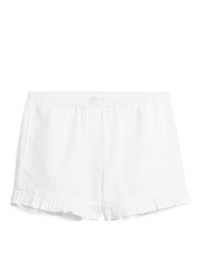 Šortky s volány, Arket, 49 eur
Šortky s volány, Arket, 49 eur