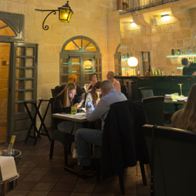 Michelinská restaurace Medina Restaurant
