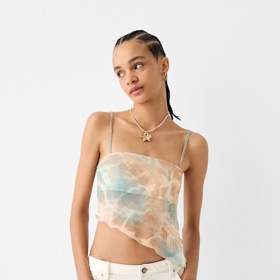 Top, Bershka, 399 Kč
