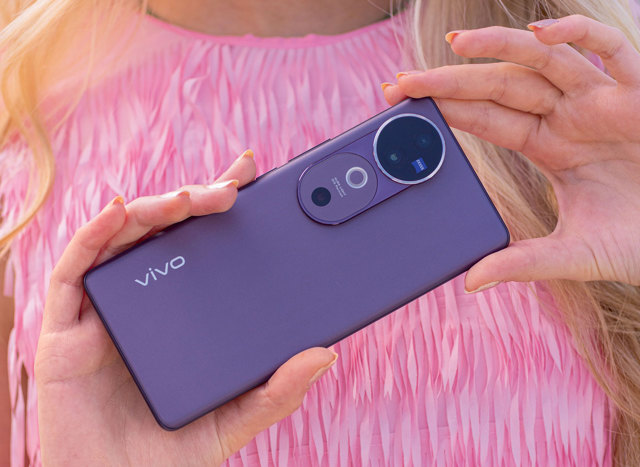 Nový model chytrého telefonu Vivo V40 5G