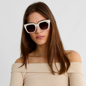 Cat-eye brýle, Stradivarius, 299 Kč
