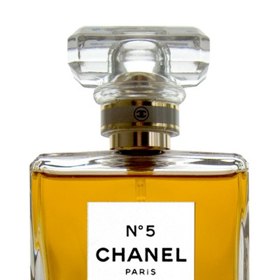 Ikonický parfém Chanel N° 5
