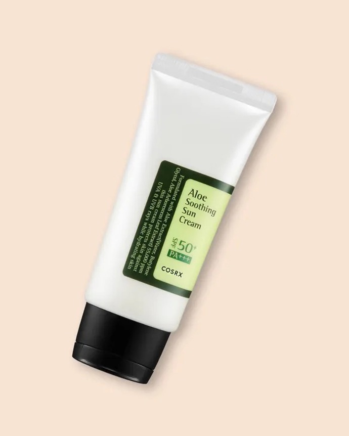 Krém s SPF, Coxsr, 325 Kč
Krém s SPF, Coxsr, 325 Kč