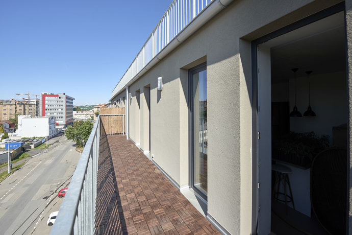 Galerie: Jak zařídit malý balkon s Bé Hà Galerie: Jak zařídit malý balkon s Bé Hà