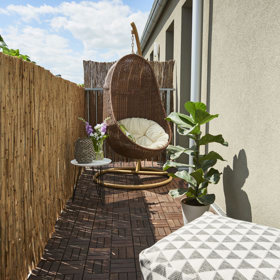 Galerie: Jak zařídit malý balkon s Bé Hà Galerie: Jak zařídit malý balkon s Bé Hà