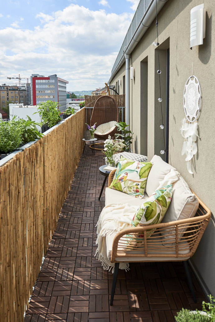 Galerie: Jak zařídit malý balkon s Bé Hà Galerie: Jak zařídit malý balkon s Bé Hà