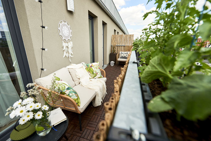 Galerie: Jak zařídit malý balkon s Bé Hà Galerie: Jak zařídit malý balkon s Bé Hà