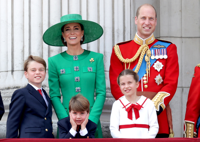 Princ William (44) a tatínkova princeznička. Dojemné přání od Kate doprovází rozkošné foto s Charlotte. Moc tě milujeme! Princ William (44) a tatínkova princeznička. Dojemné přání od Kate doprovází rozkošné foto s Charlotte. Moc tě milujeme!