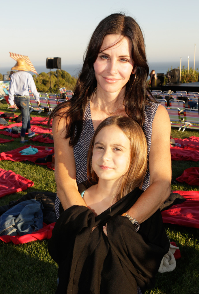 Courteney Cox v roce 2013 s dcerou Coco.
Courteney Cox v roce 2013 s dcerou Coco.
