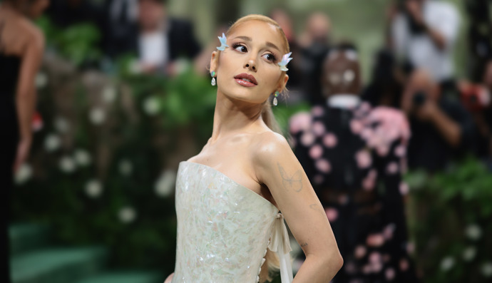 Ariana Grrande na letošním Met Gala.
